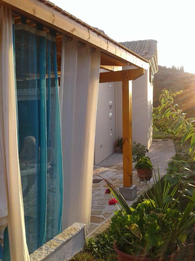 Villa Armonia Vitaládes Eksteriør bilde